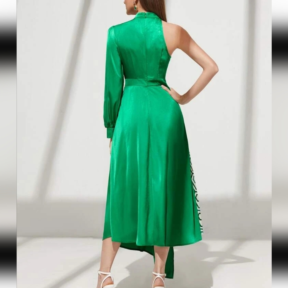 NWOT Asymmetrical split hem dress - Picture 2 of 7
